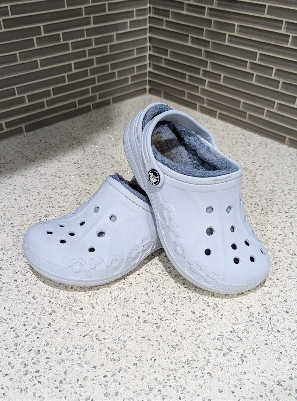 Crocs Kids Baya Lined Clog Classic Light Blue Shoes Furry Fuzzy Girls Size 1